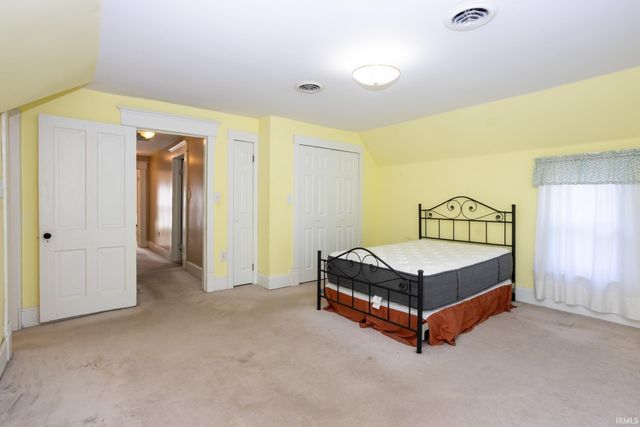 1138 M Street, Bedford, IN 47421