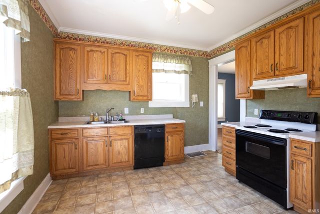 1138 M Street, Bedford, IN 47421