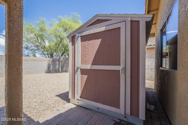 6603 E Ladonna Lane, Tucson, AZ 85756