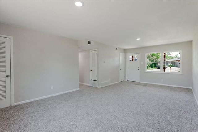 1017 SE 21st Street, Mineral Wells, TX 76067
