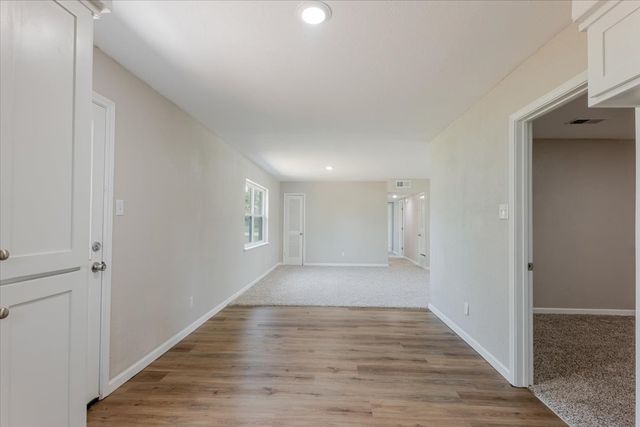 1017 SE 21st Street, Mineral Wells, TX 76067