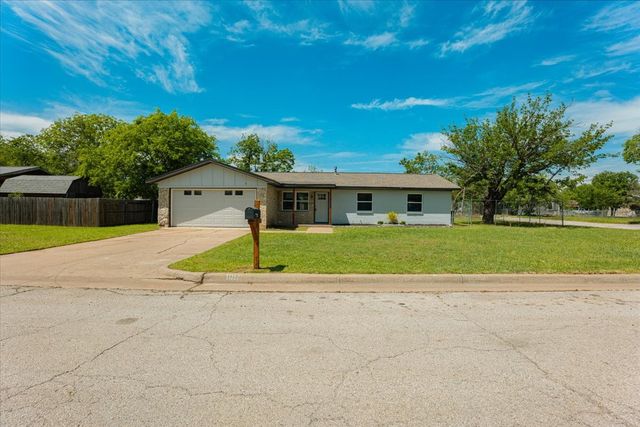 1017 SE 21st Street, Mineral Wells, TX 76067