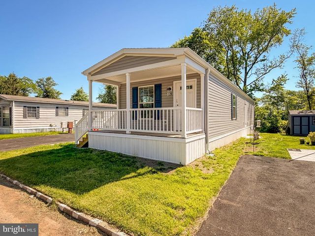 5128 GOWAN DR, Morrisville, PA 19067