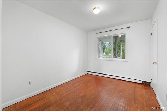 33 Lerczak Drive, Evans, NY 14006