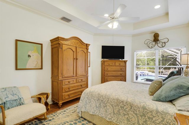 654 NE Little Kayak Point, Port Saint Lucie, FL 34983