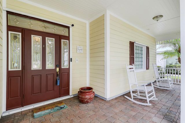 654 NE Little Kayak Point, Port Saint Lucie, FL 34983