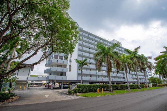 3703 NE 166th Street 408, North Miami Beach, FL 33160