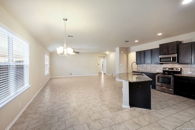 8831 Belgian, San Antonio, TX 78254