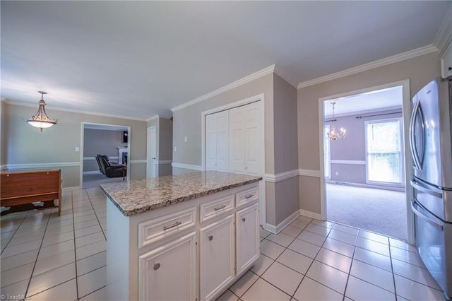 1930 Glenridge Drive, Kernersville, NC 27284
