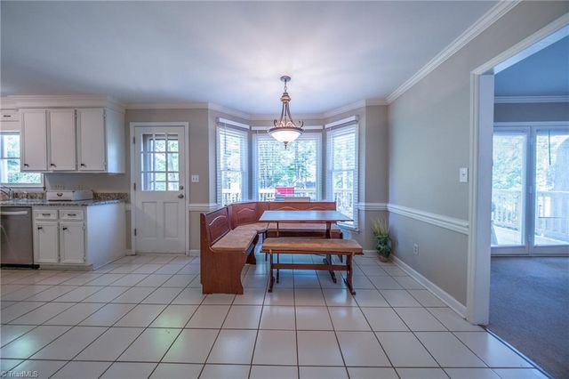 1930 Glenridge Drive, Kernersville, NC 27284