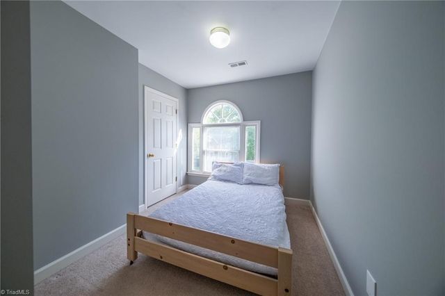 1930 Glenridge Drive, Kernersville, NC 27284