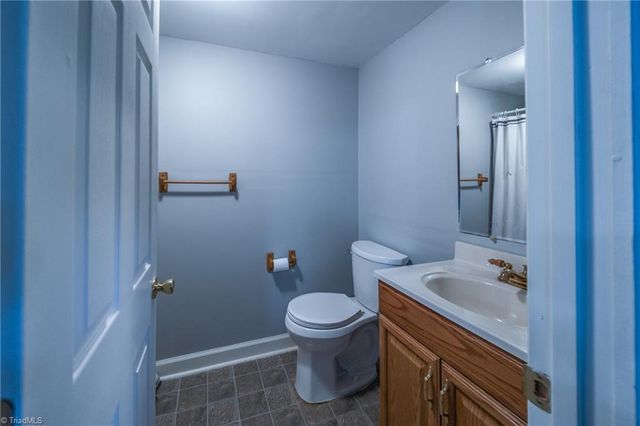 1930 Glenridge Drive, Kernersville, NC 27284