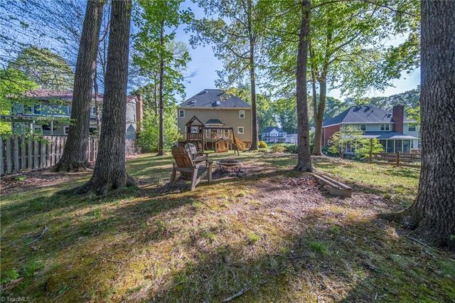 1930 Glenridge Drive, Kernersville, NC 27284