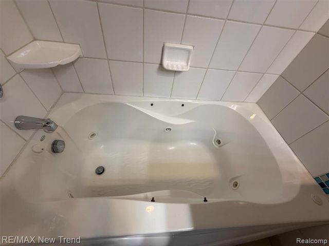4356 Pine Ridge Court, Ann Arbor, MI 48105