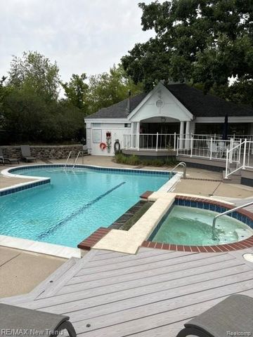 4356 Pine Ridge Court, Ann Arbor, MI 48105