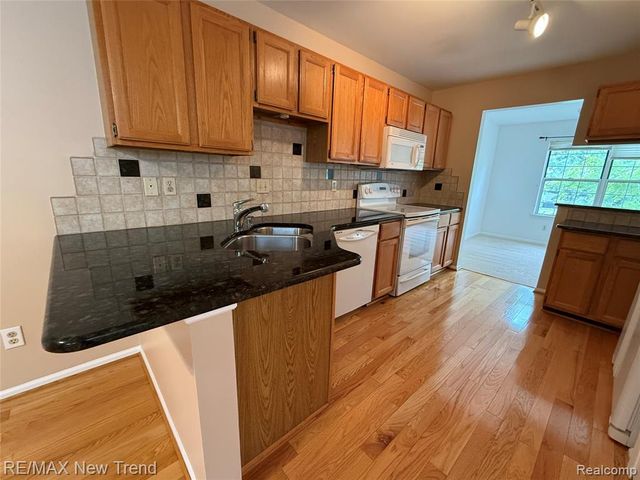 4356 Pine Ridge Court, Ann Arbor, MI 48105