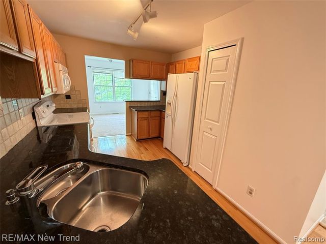 4356 Pine Ridge Court, Ann Arbor, MI 48105