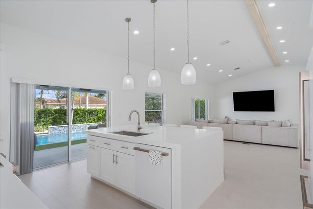 3780 Cypress Lake Drive, Lake Worth, FL 33467