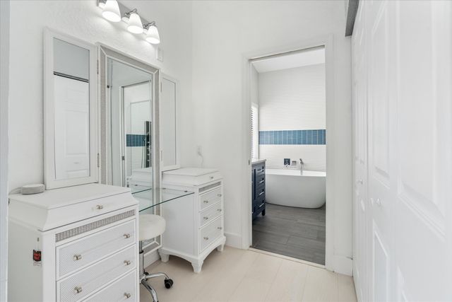 3780 Cypress Lake Drive, Lake Worth, FL 33467