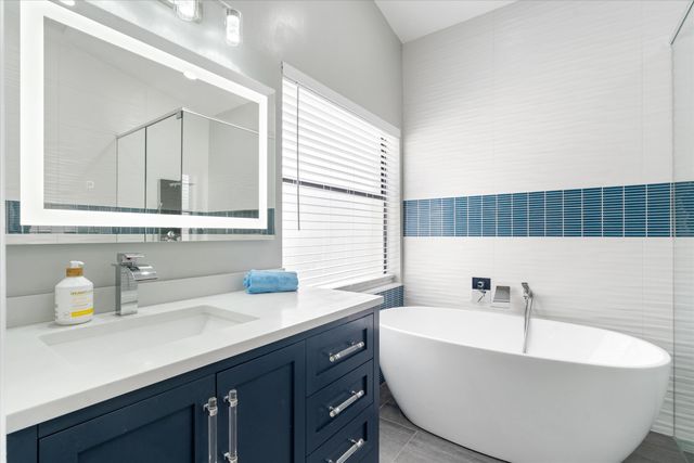 3780 Cypress Lake Drive, Lake Worth, FL 33467