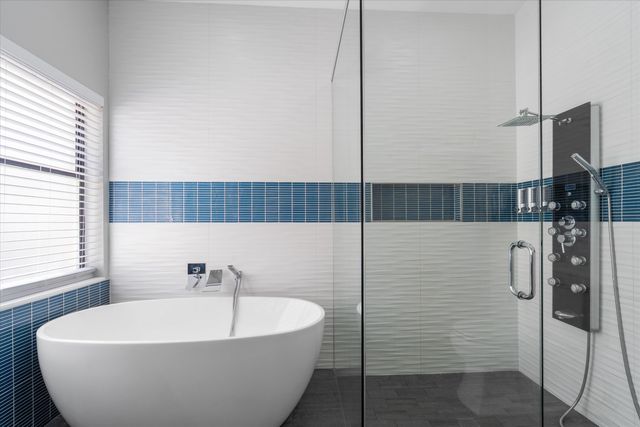 3780 Cypress Lake Drive, Lake Worth, FL 33467