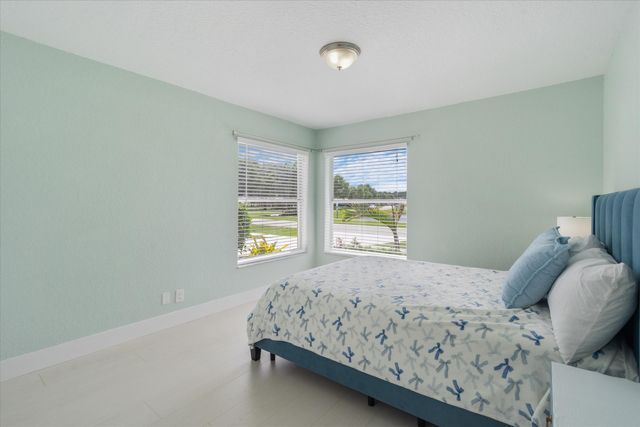 3780 Cypress Lake Drive, Lake Worth, FL 33467