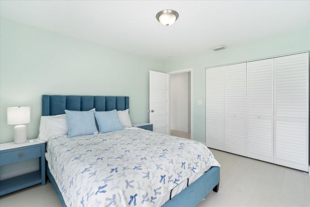 3780 Cypress Lake Drive, Lake Worth, FL 33467