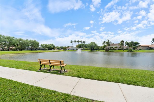 3780 Cypress Lake Drive, Lake Worth, FL 33467