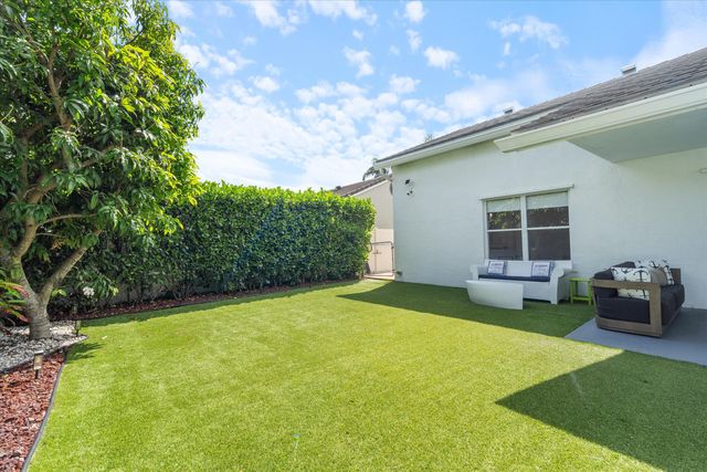 3780 Cypress Lake Drive, Lake Worth, FL 33467