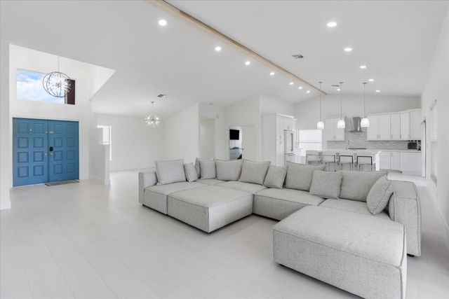 3780 Cypress Lake Drive, Lake Worth, FL 33467