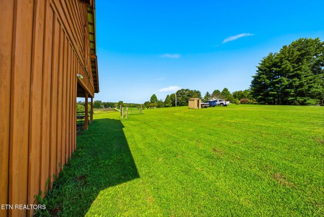 138 County Road 444, Athens, TN 37303