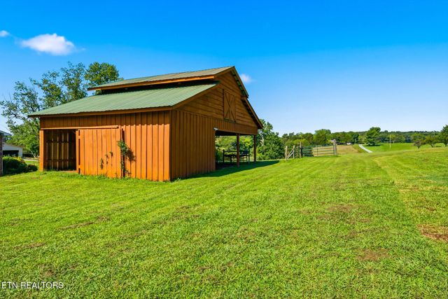 138 County Road 444, Athens, TN 37303
