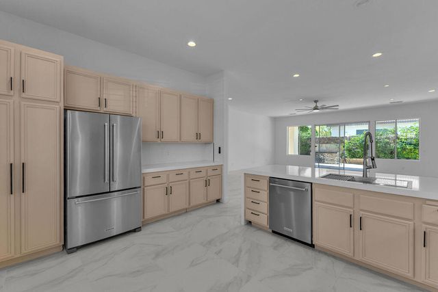 74613 Waterlily Circle, Palm Desert, CA 92260