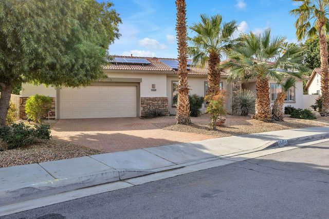 74613 Waterlily Circle, Palm Desert, CA 92260