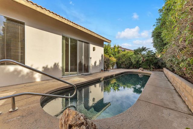 74613 Waterlily Circle, Palm Desert, CA 92260