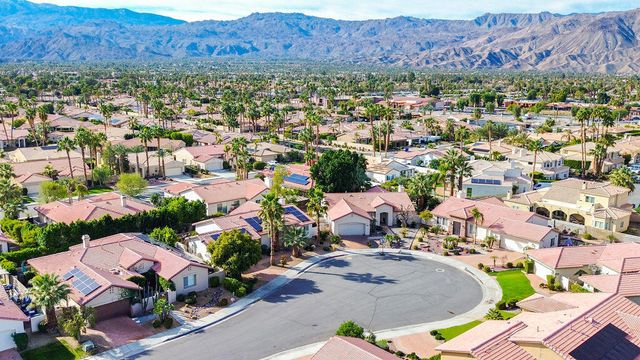 74613 Waterlily Circle, Palm Desert, CA 92260