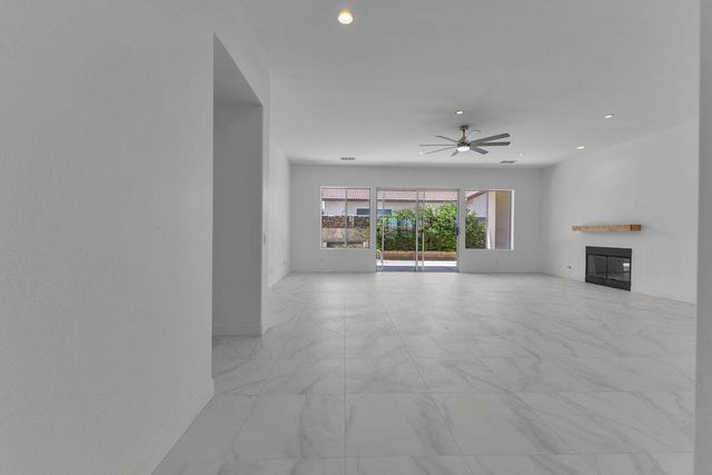 74613 Waterlily Circle, Palm Desert, CA 92260