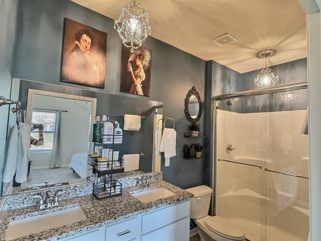 1705 Casey, Newton, KS 67114