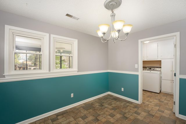 1616 Roberson Road, Hixson, TN 37343