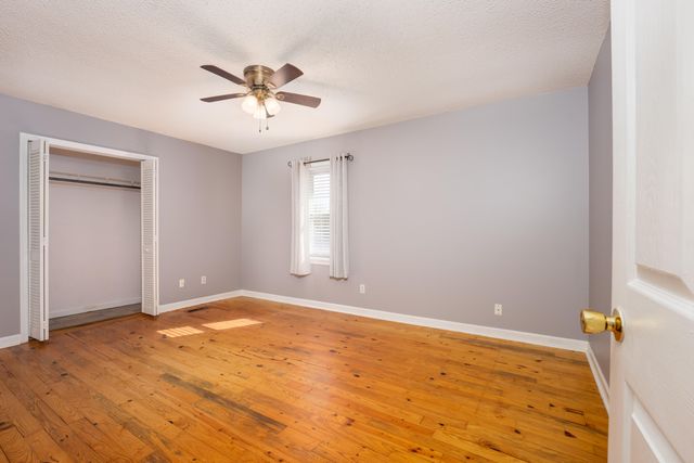 1616 Roberson Road, Hixson, TN 37343