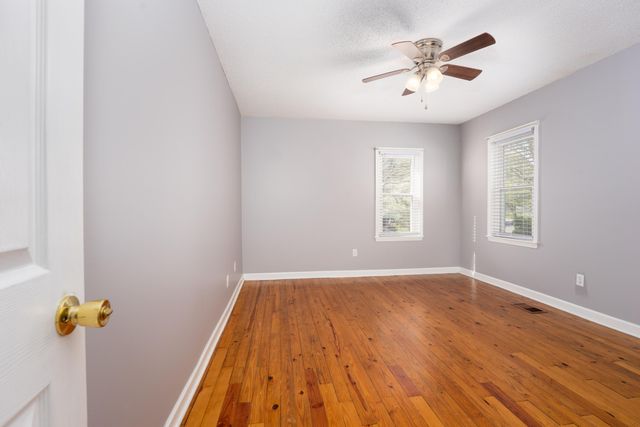 1616 Roberson Road, Hixson, TN 37343