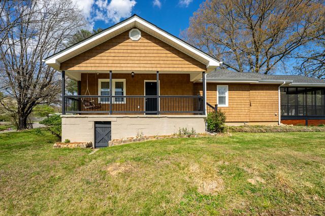 1616 Roberson Road, Hixson, TN 37343