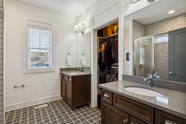 1 Claiborne St, Nashville, TN 37210