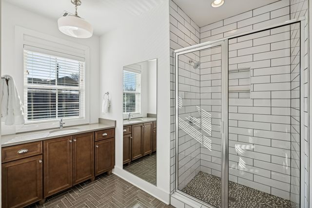 1 Claiborne St, Nashville, TN 37210