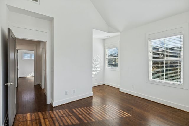 1 Claiborne St, Nashville, TN 37210