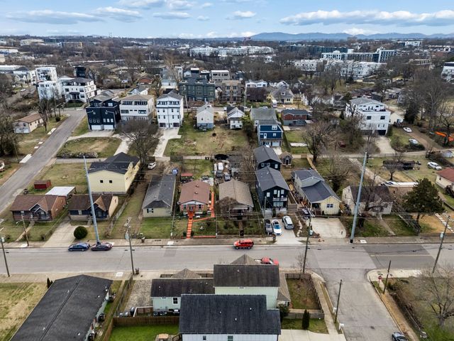 1 Claiborne St, Nashville, TN 37210