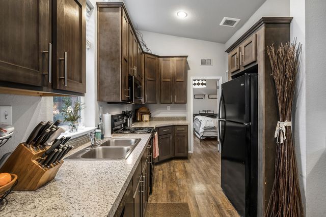 19930 Limelight Drive 421, Bend, OR 97702