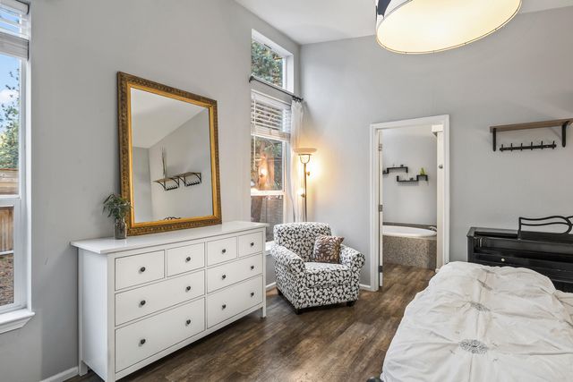 19930 Limelight Drive 421, Bend, OR 97702