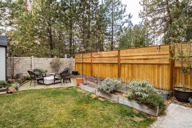 19930 Limelight Drive 421, Bend, OR 97702