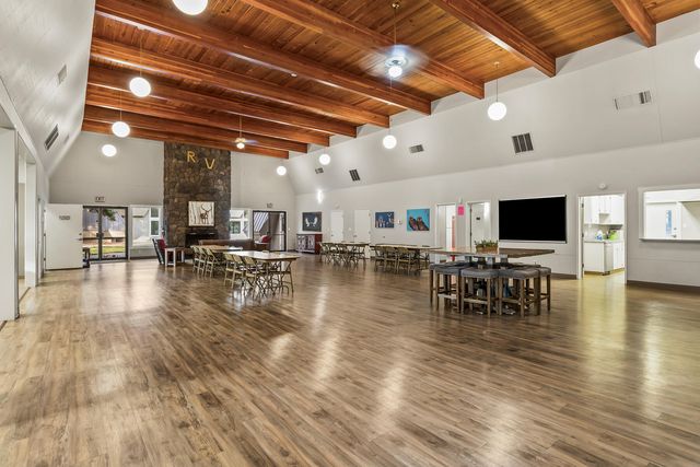 19930 Limelight Drive 421, Bend, OR 97702